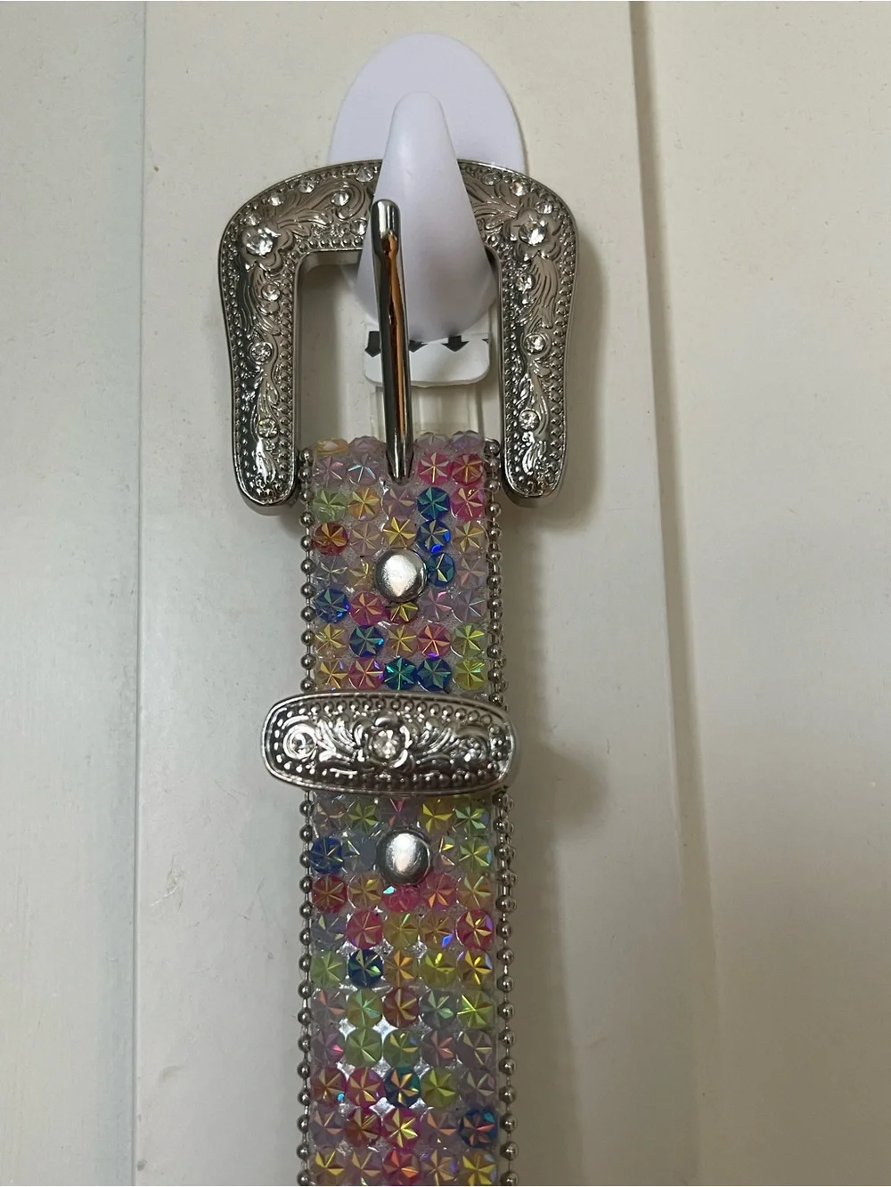NWT Shyanne Rhinestone Western Belt Size 28 Iridescent Bling Coastal Cowgirl